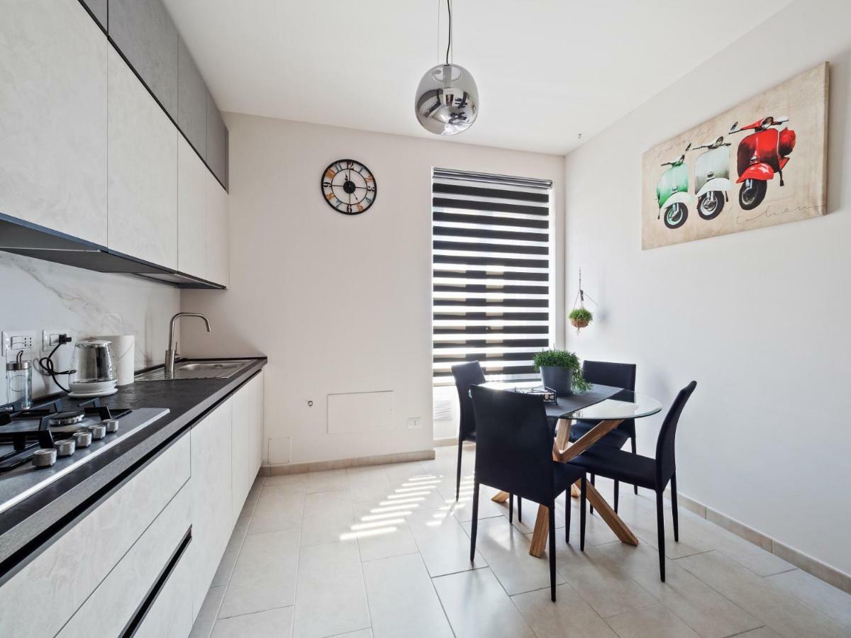 Appartamento Ugolini Milano Bagian luar foto